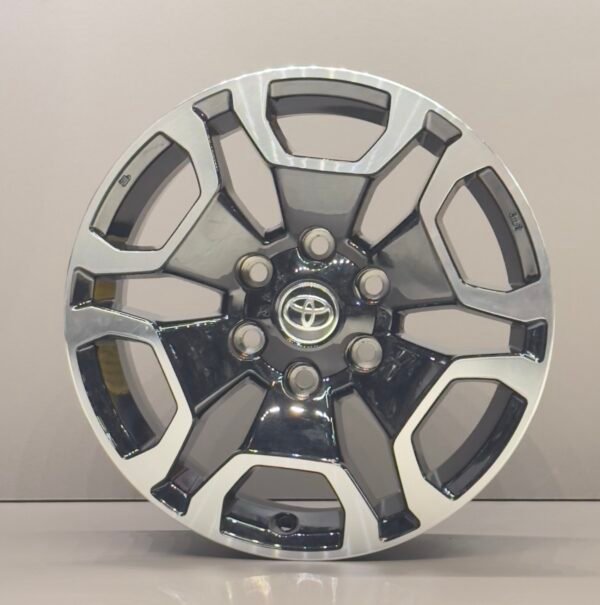 18" PCD-139 6 Nut