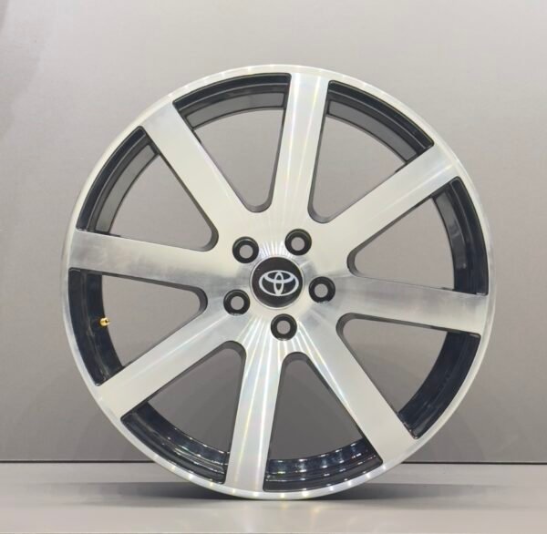 17" PCD-100 5 Nut