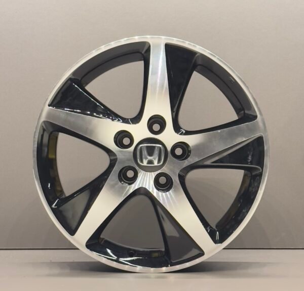17" PCD-114 5 Nut